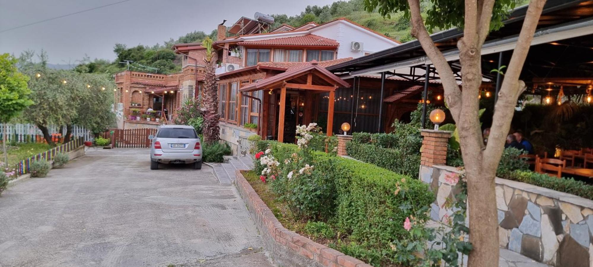 Salillari Guest House Berat Exterior foto