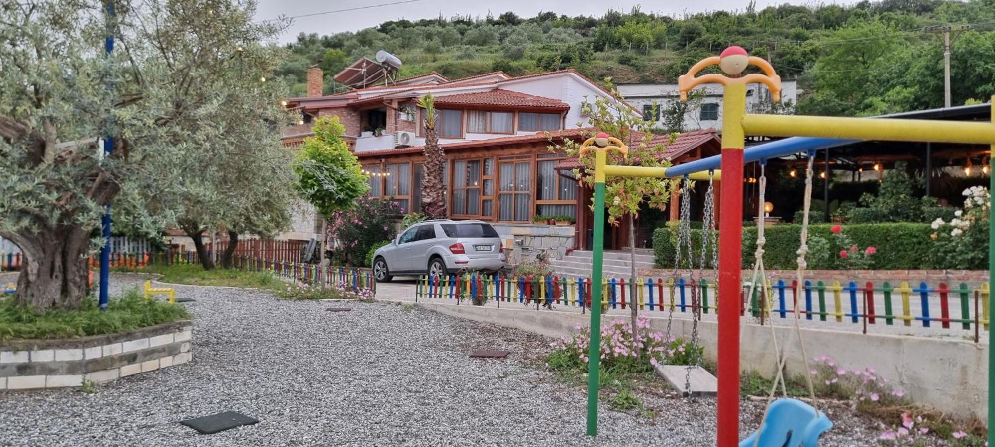Salillari Guest House Berat Exterior foto
